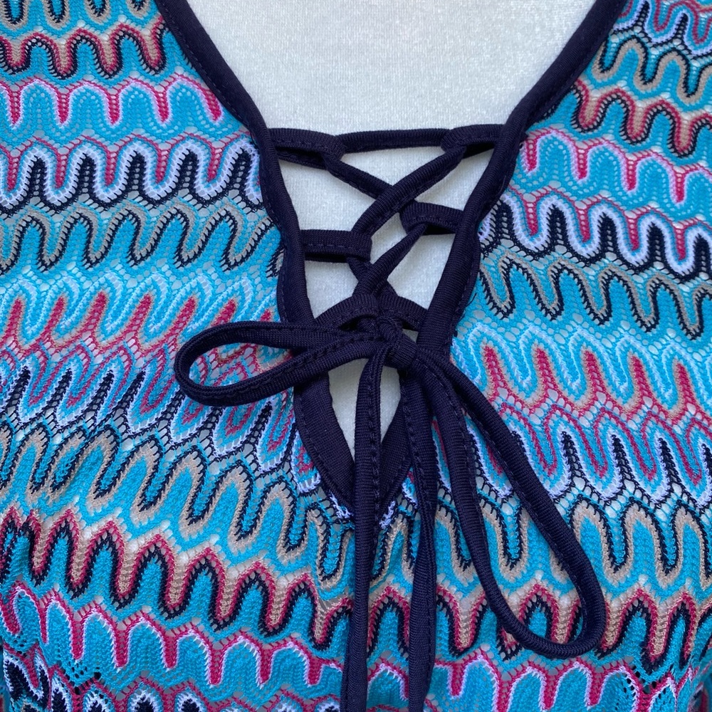 No Comment. Multicolor Wave Pattern Open Knit Top - image 3